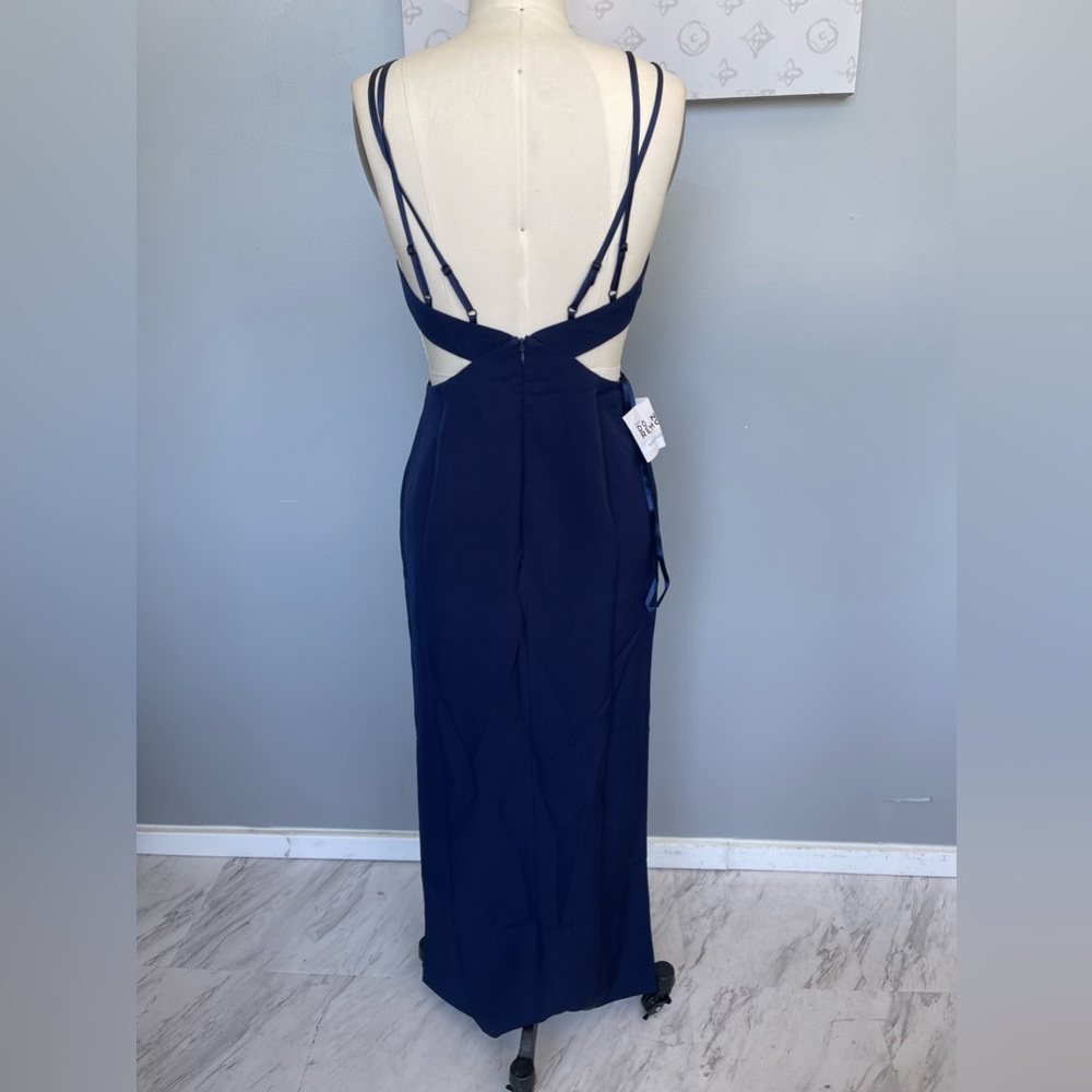 Fame and Partners Dress zyra -navy maxi dress cut detail - Picture 5 of 7